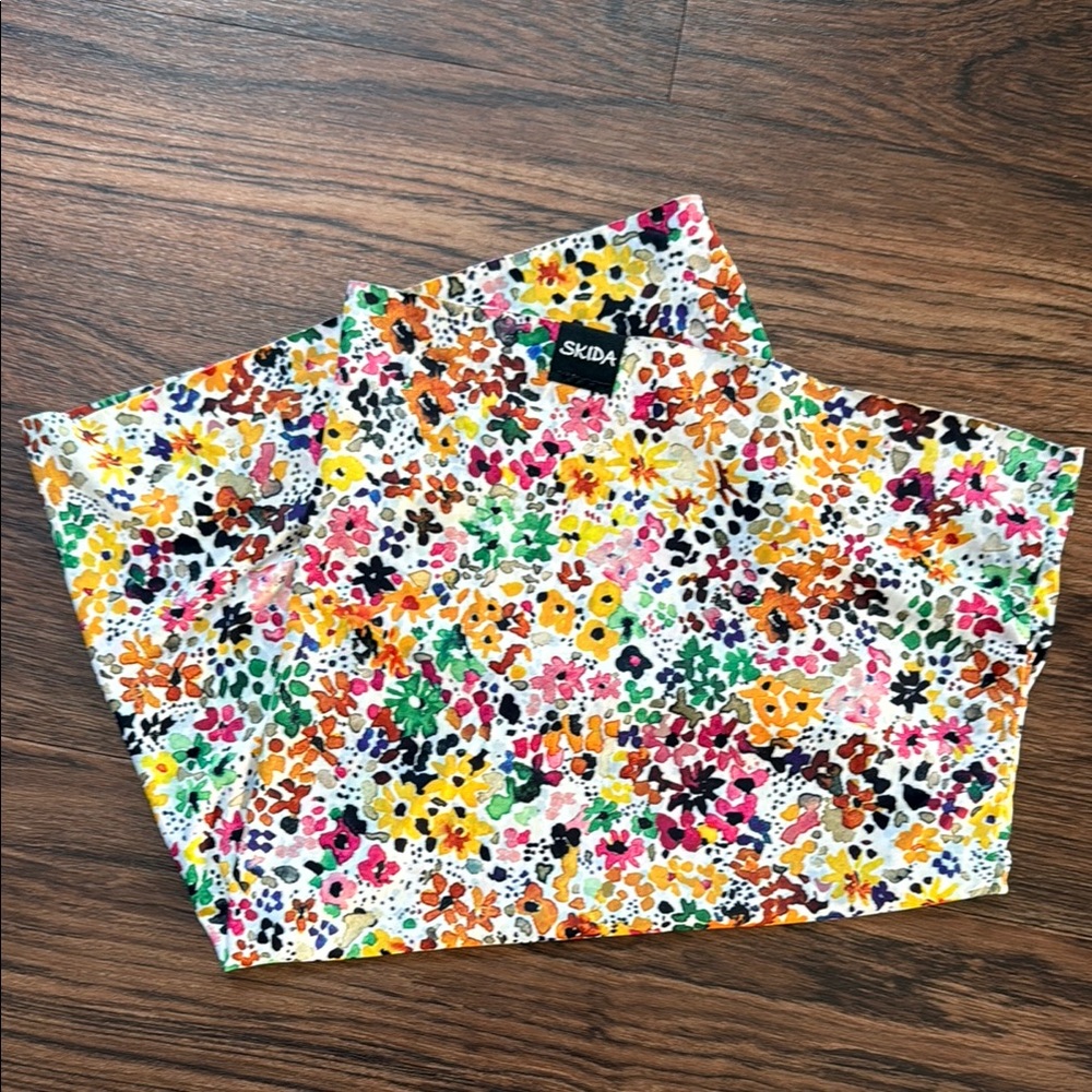 Colorful Skida Floral Sun Tour Lightweight neck gaiter